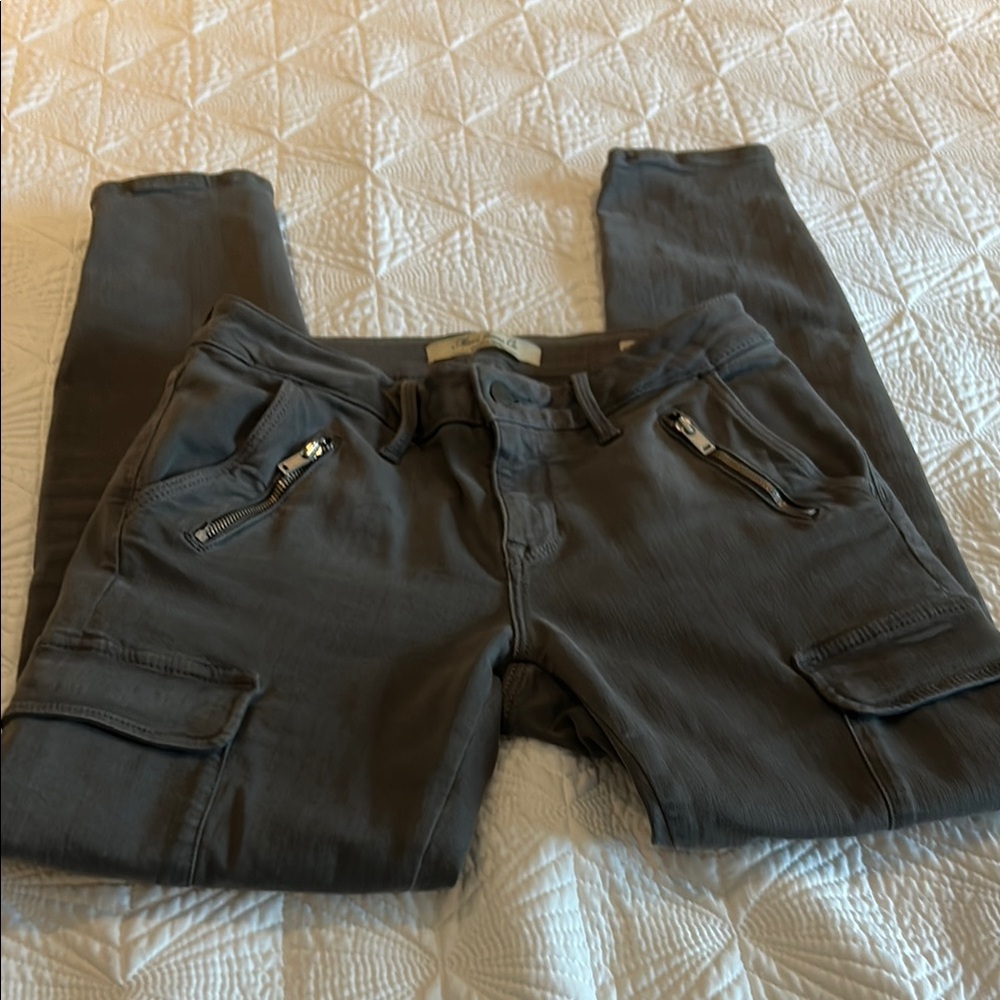 Mavi Gray  Cargo Skinny jeans with zipper detail.